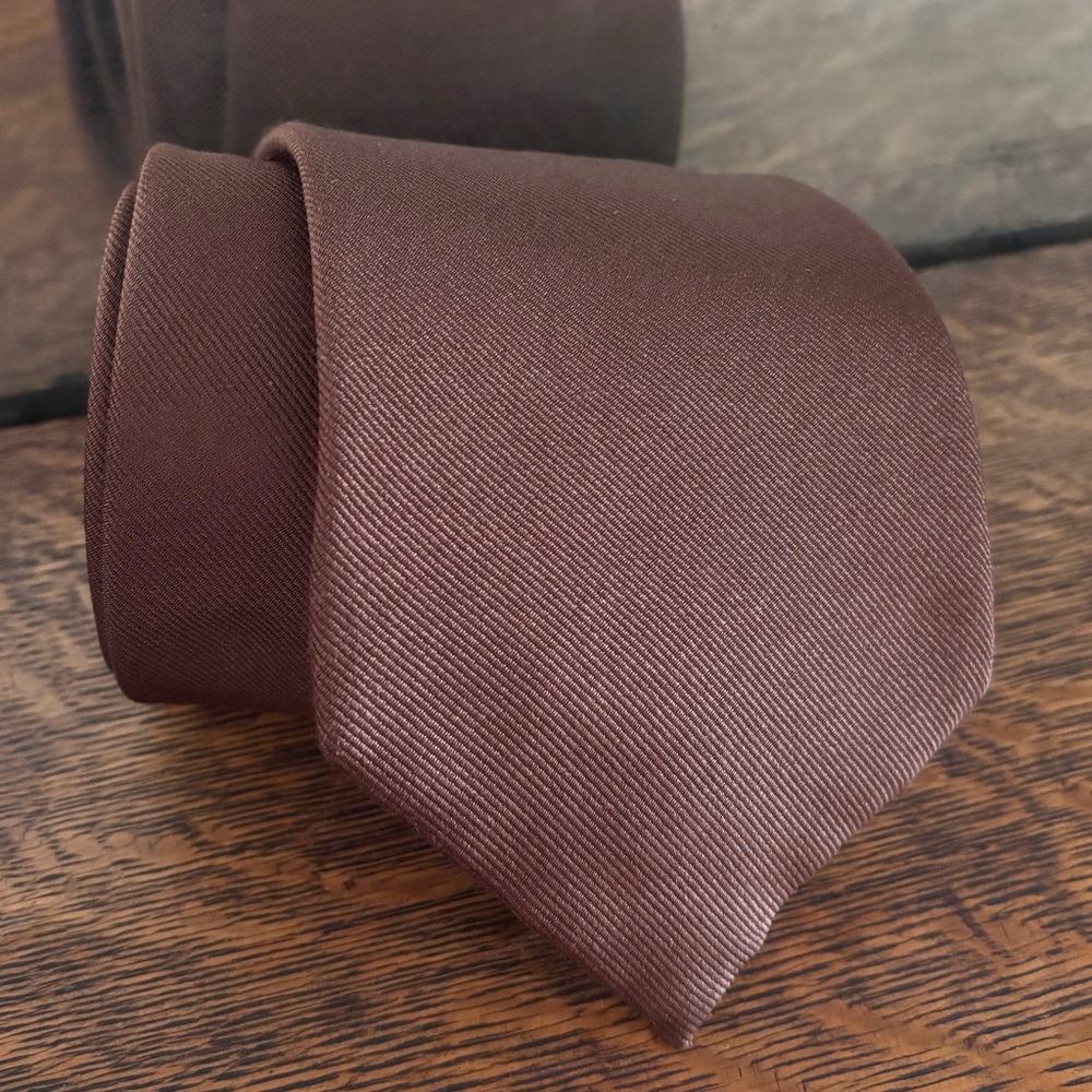 Brioni Rich Chocolate Brown Tie Silk Long 62”